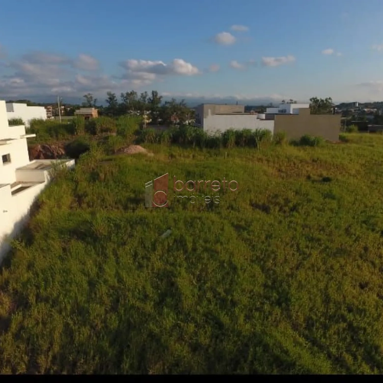 TERRENO À VENDA NO CONDOMÍNIO RESERVA JATOBÁS EM LOUVEIRA/SP