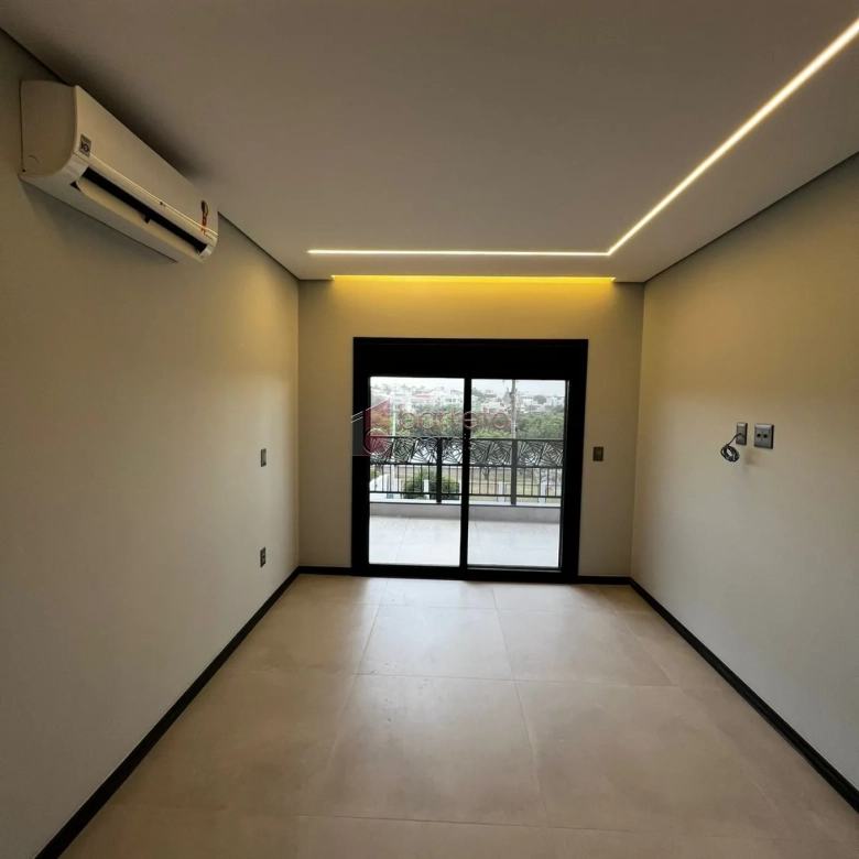CASA À VENDA NO CONDOMÍNIO PALMEIRAS IMPERIAIS – ITAPECERICA – SALTO/SP
