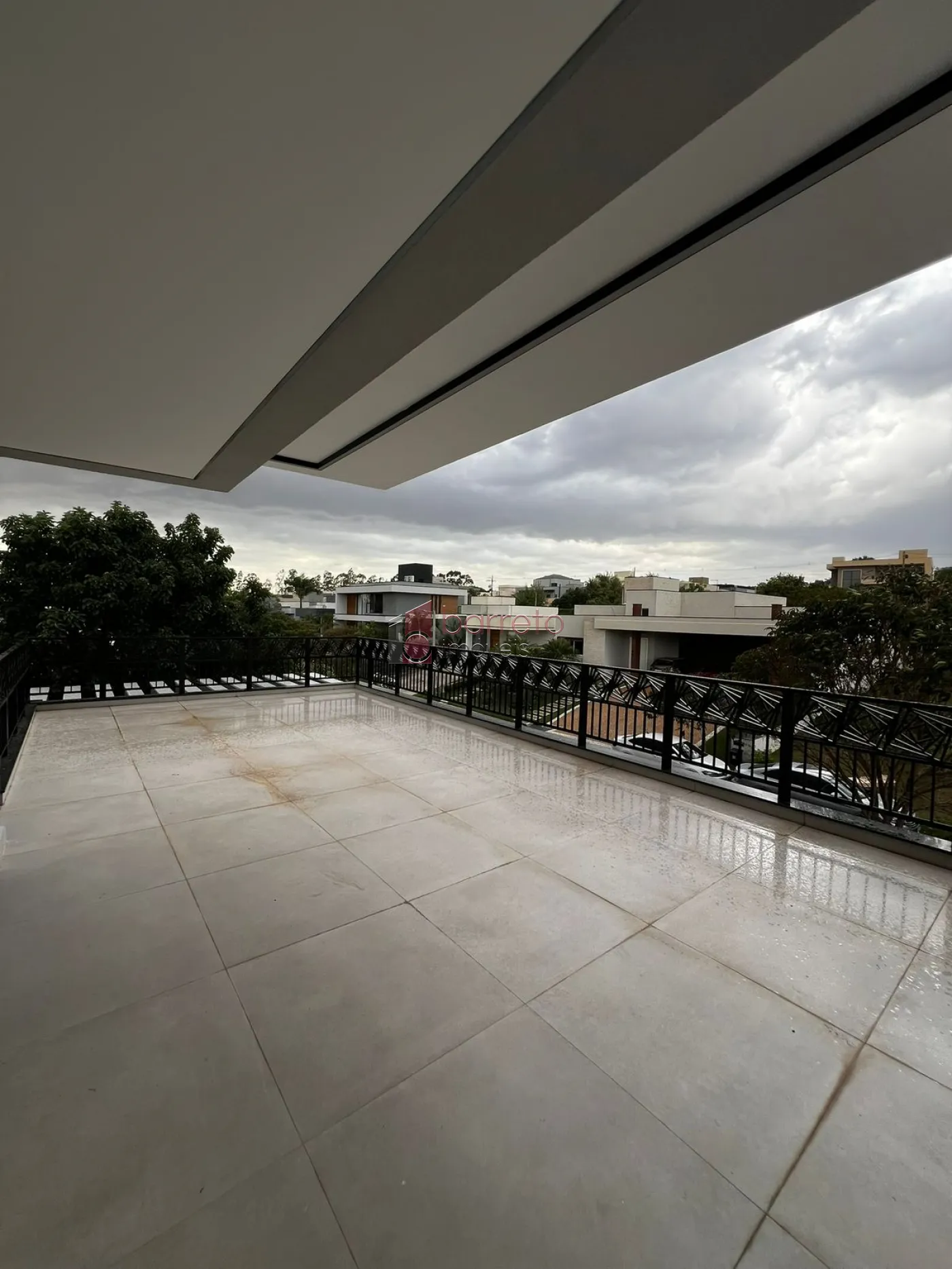 CASA À VENDA NO CONDOMÍNIO PALMEIRAS IMPERIAIS – ITAPECERICA – SALTO/SP