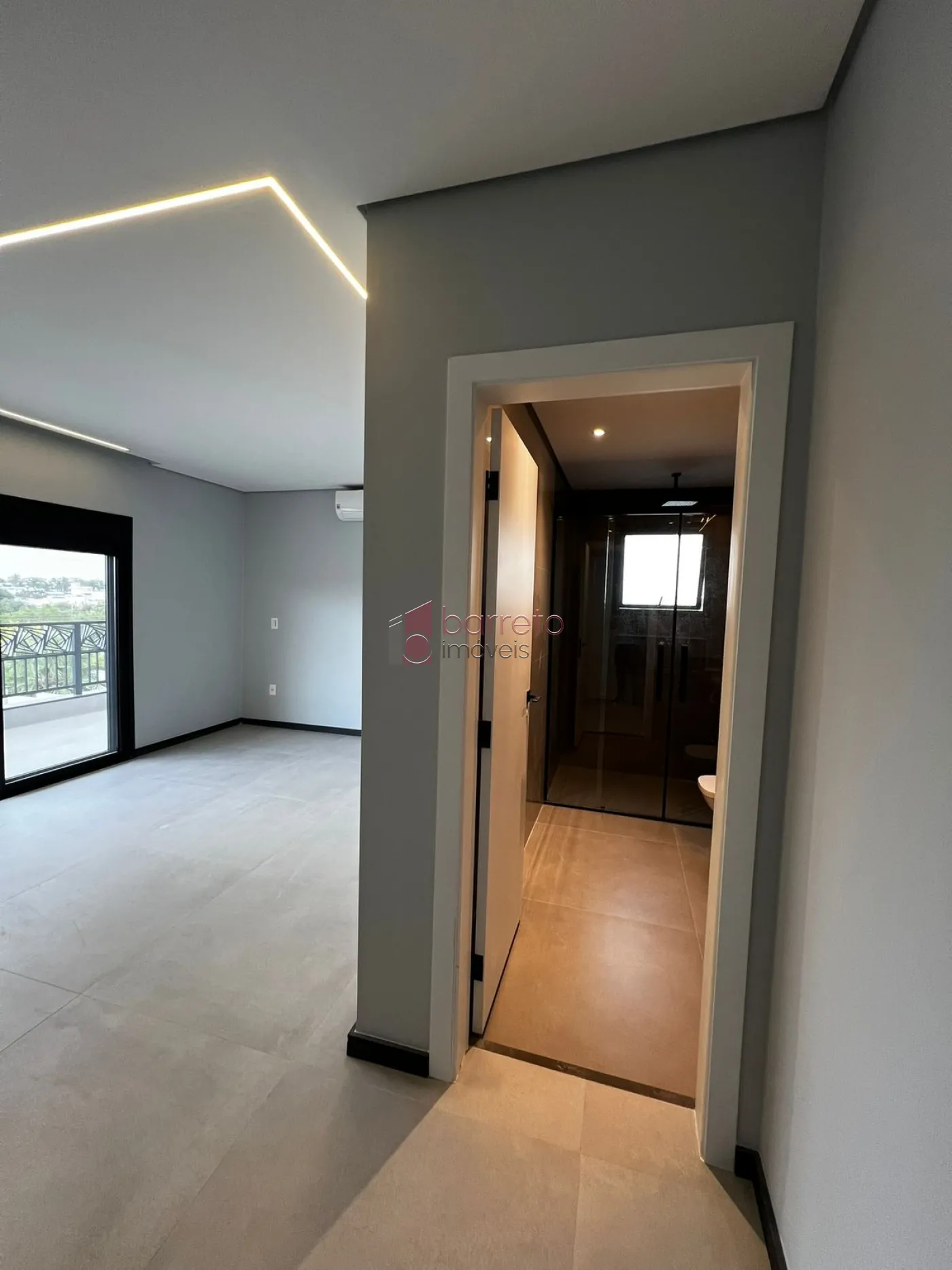 CASA À VENDA NO CONDOMÍNIO PALMEIRAS IMPERIAIS – ITAPECERICA – SALTO/SP
