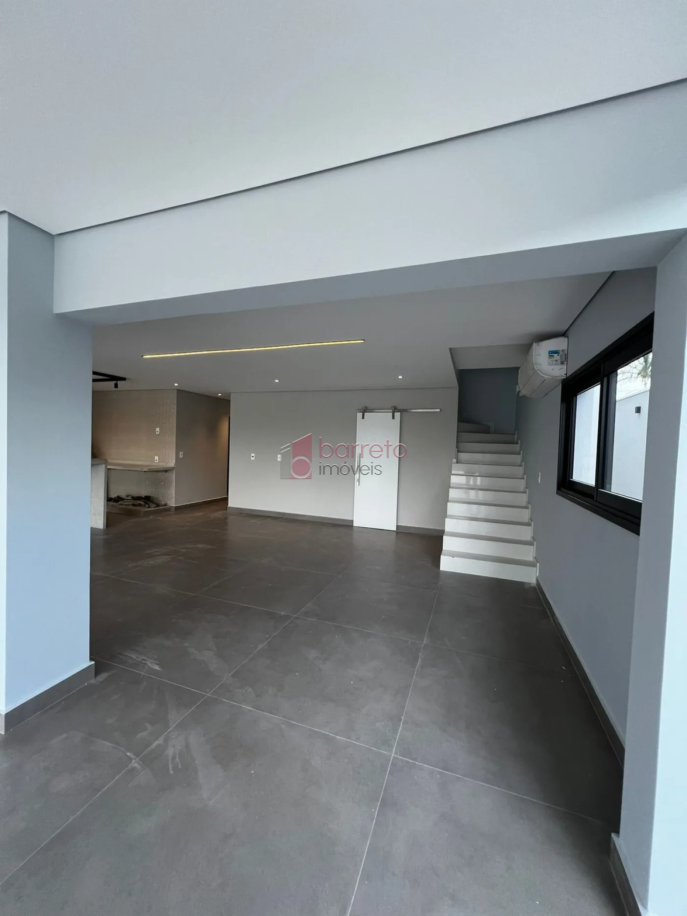 CASA À VENDA NO CONDOMÍNIO PALMEIRAS IMPERIAIS – ITAPECERICA – SALTO/SP