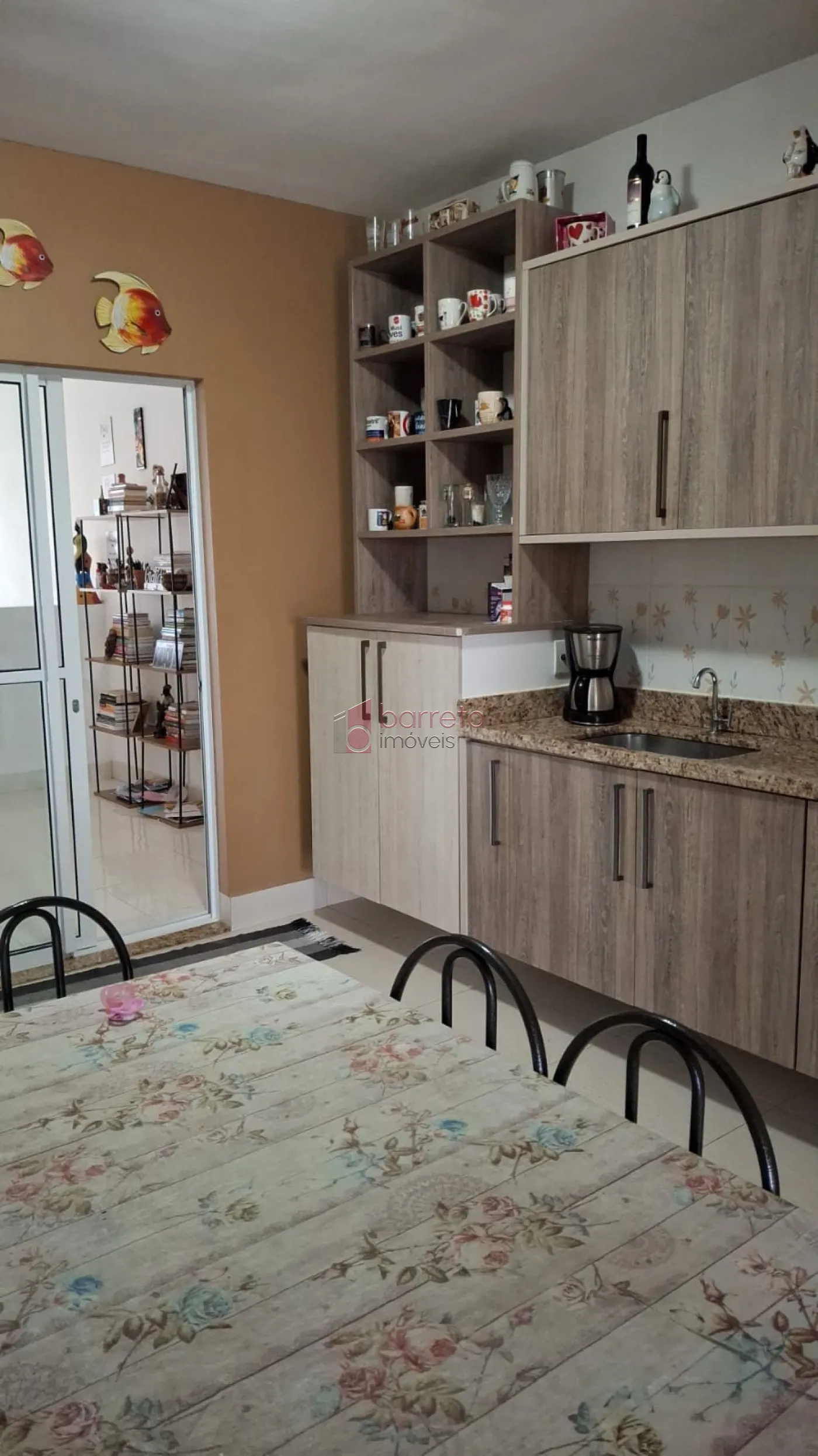 CASA À VENDA NO CONDOMÍNIO CHACUR – VÁRZEA PAULISTA/SP