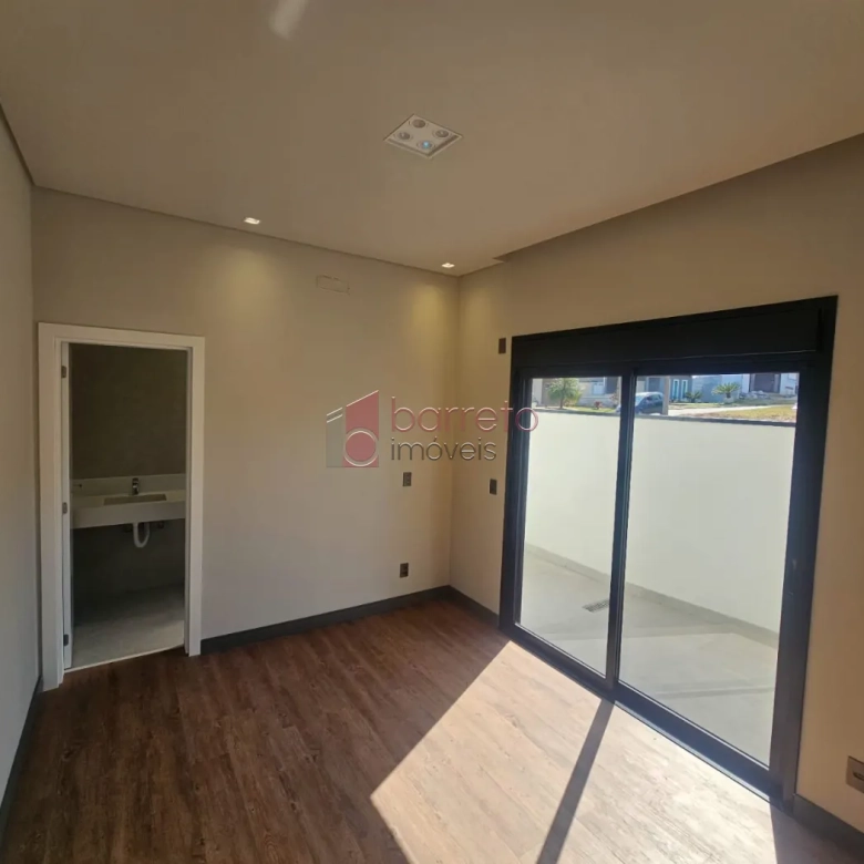 CASA TÉRREA À VENDA NO CONDOMÍNIO LAGUNA – VÁRZEA PAULISTA/SP