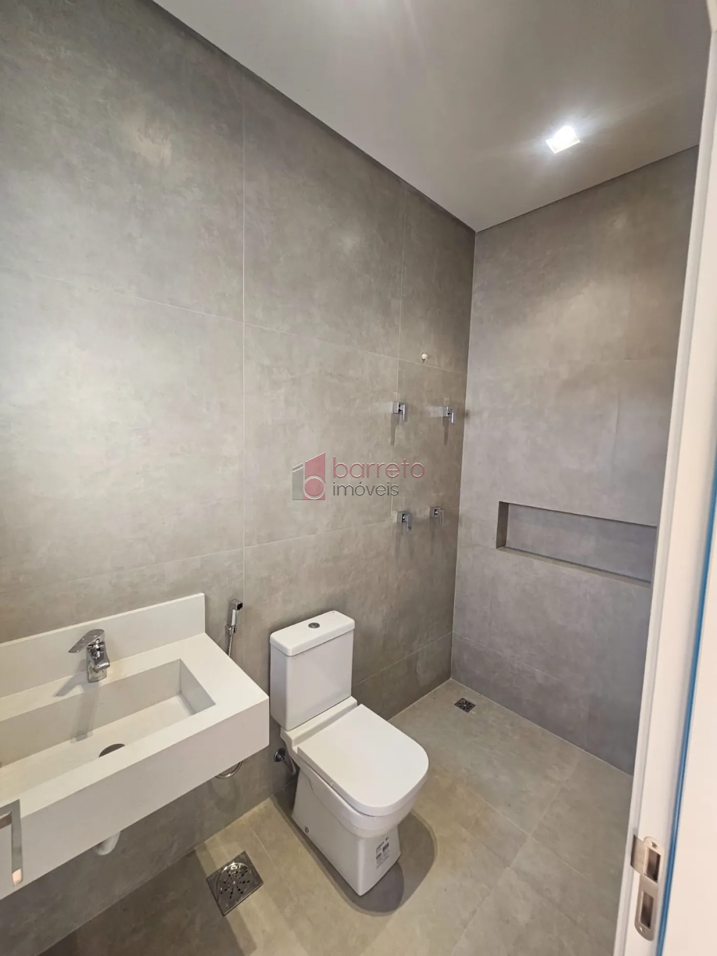 CASA TÉRREA À VENDA NO CONDOMÍNIO LAGUNA – VÁRZEA PAULISTA/SP