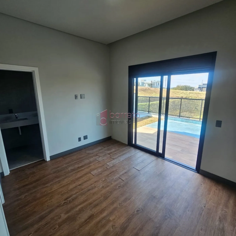 CASA TÉRREA À VENDA NO CONDOMÍNIO LAGUNA – VÁRZEA PAULISTA/SP