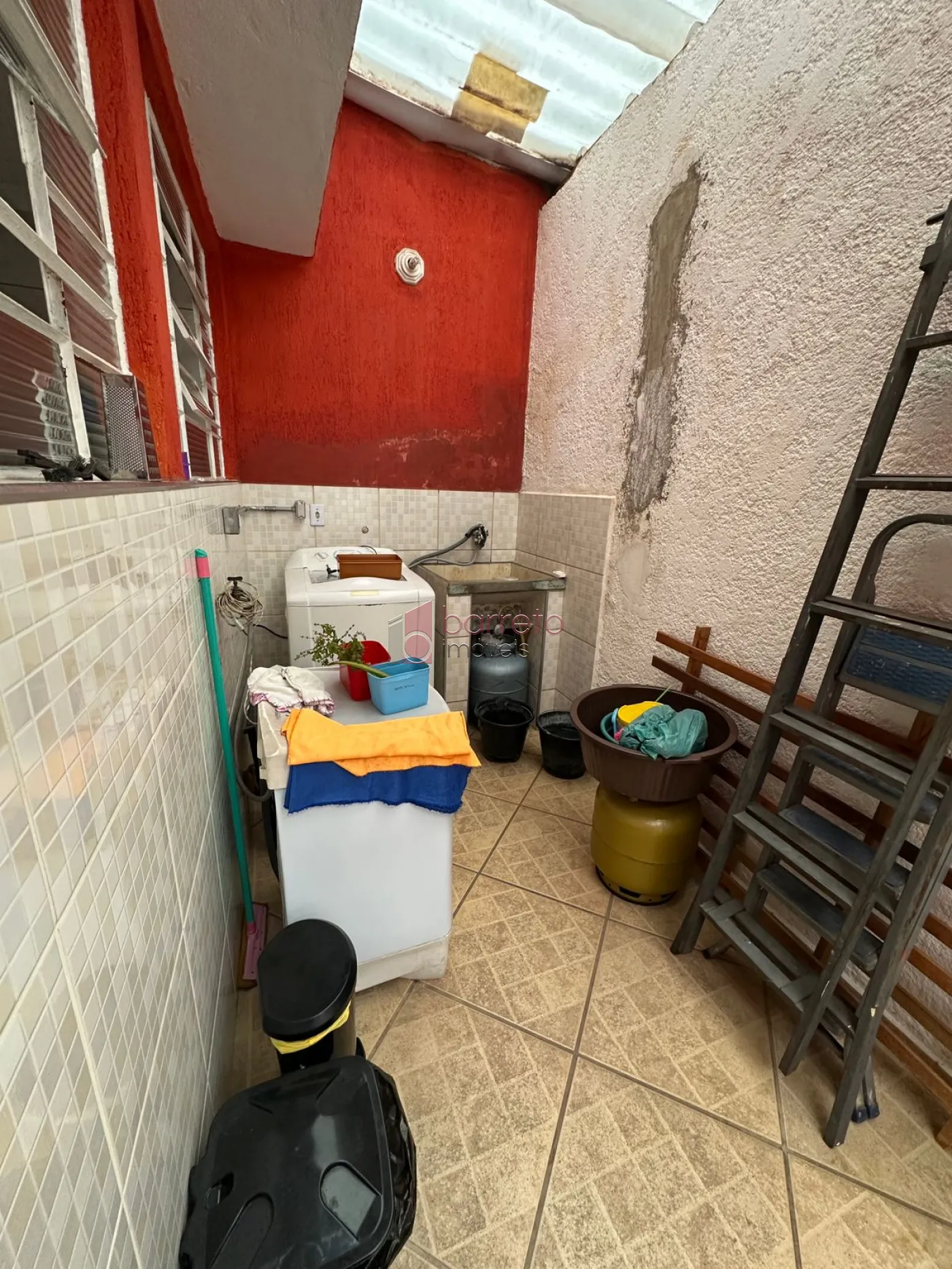 SOBRADO PARA VENDA NA VILA POPULAR – VÁRZEA PAULISTA/SP