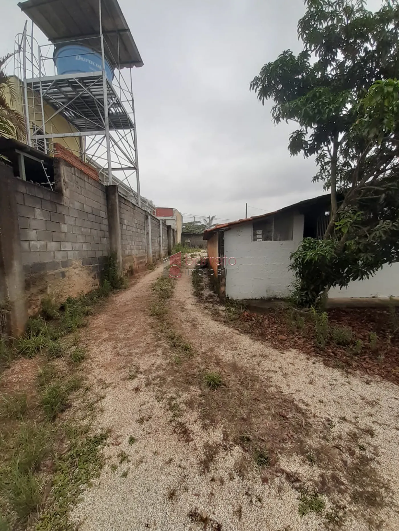 CASA À VENDA NO SETOR INDUSTRIAL CHÁCARAS SANTA MARTHA – VÁRZEA PAULISTA/SP