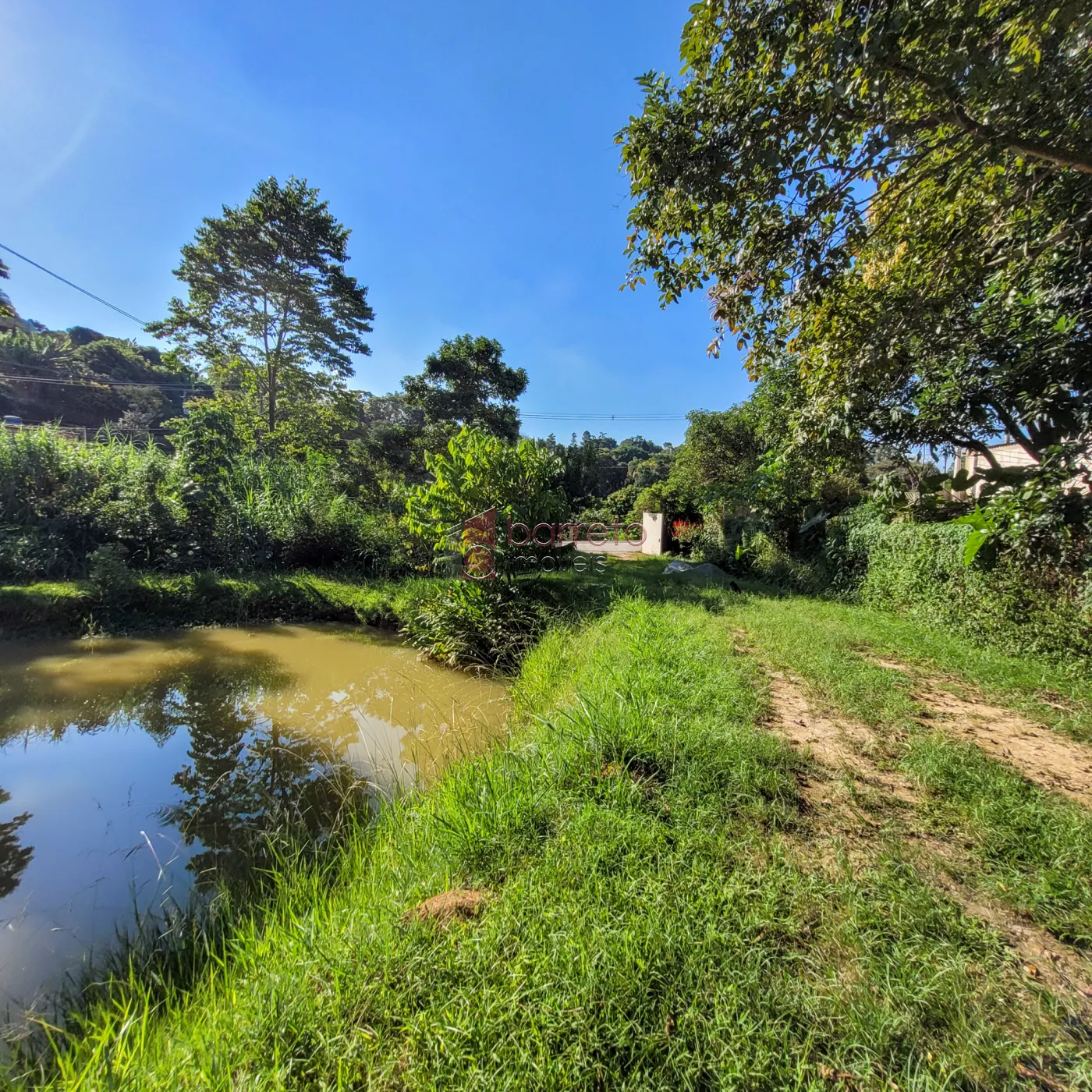 CHÁCARA À VENDA – VÁRZEA PAULISTA/SP