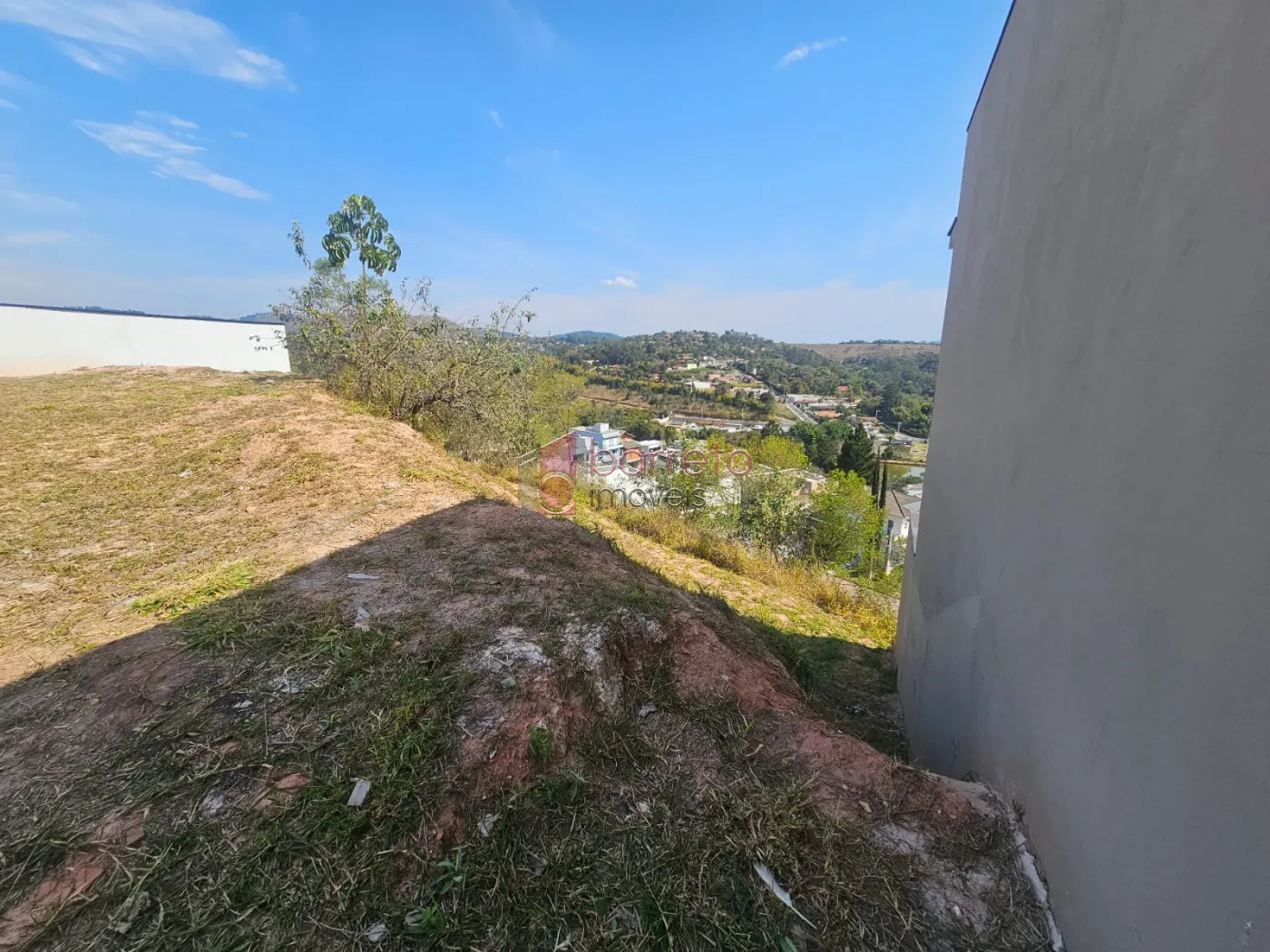 TERRENO À VENDA NO CONDOMÍNIO LAGUNA – VÁRZEA PAULISTA/SP