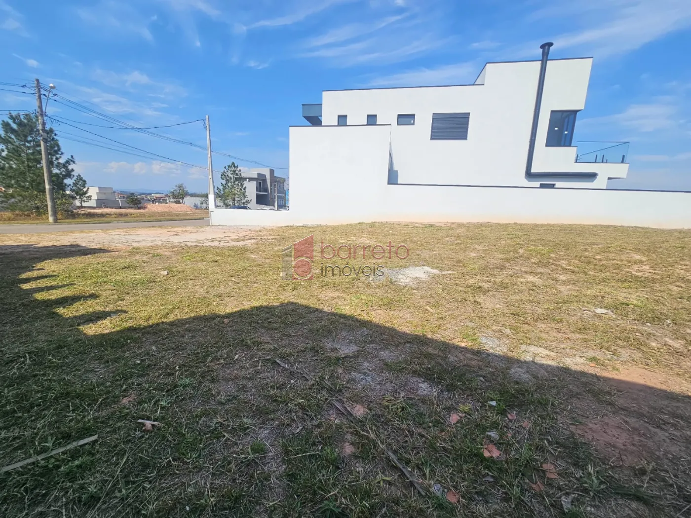 TERRENO À VENDA NO CONDOMÍNIO LAGUNA – VÁRZEA PAULISTA/SP