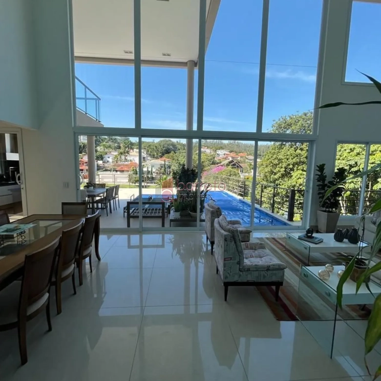 CASA À VENDA NO CONDOMÍNIO ESTÂNCIA MARAMBAIA EM VINHEDO/SP
