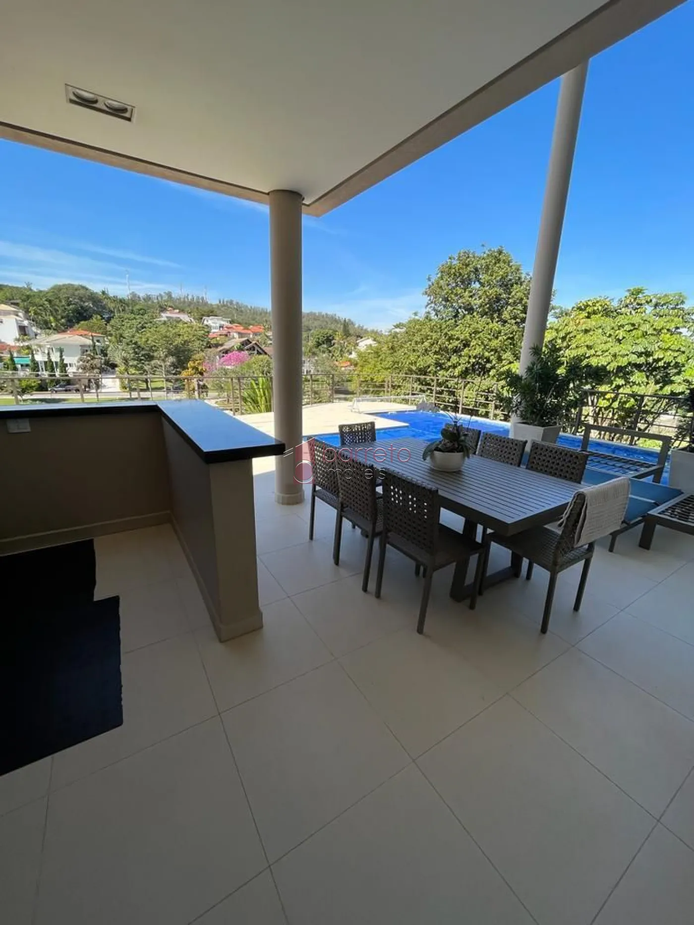 CASA À VENDA NO CONDOMÍNIO ESTÂNCIA MARAMBAIA EM VINHEDO/SP