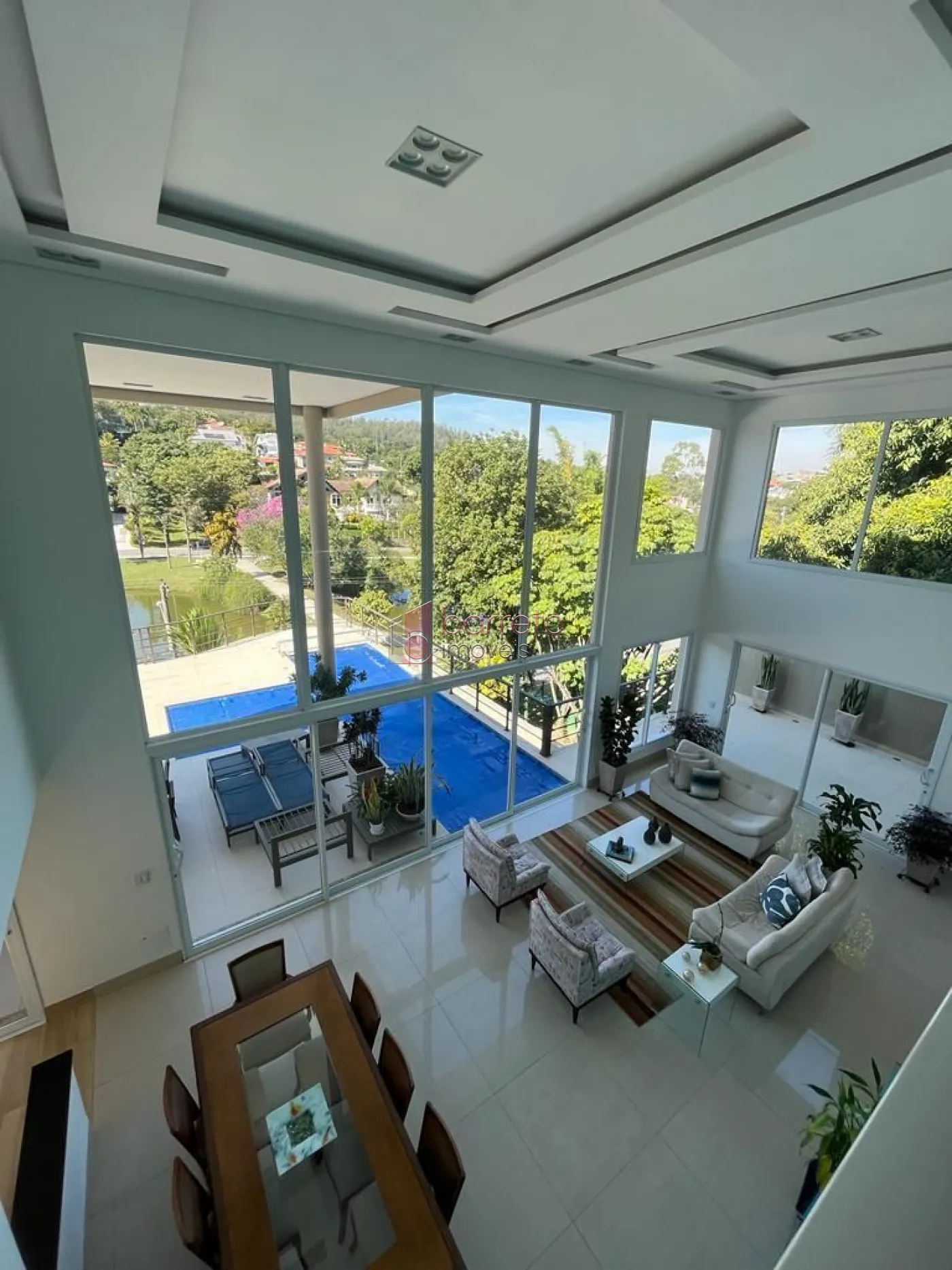 CASA À VENDA NO CONDOMÍNIO ESTÂNCIA MARAMBAIA EM VINHEDO/SP