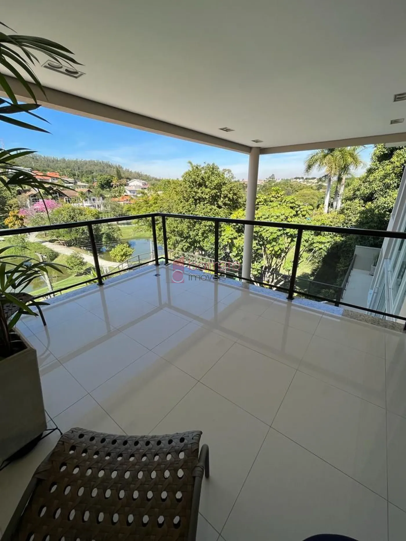 CASA À VENDA NO CONDOMÍNIO ESTÂNCIA MARAMBAIA EM VINHEDO/SP