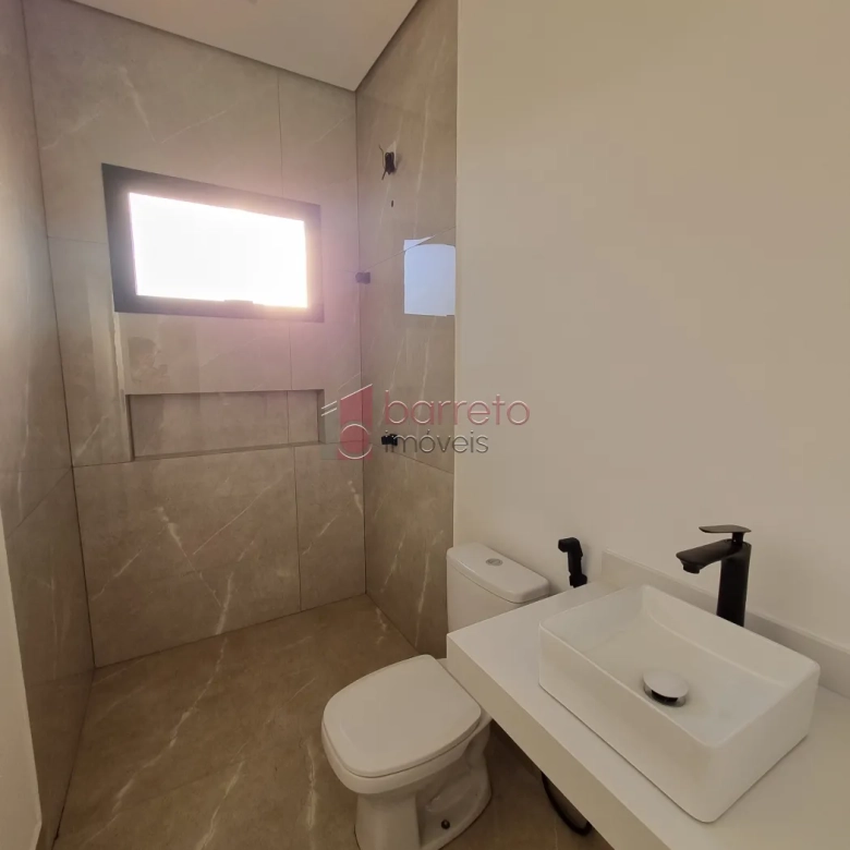 CASA À VENDA NO BAIRRO PINHEIRINHO EM VINHEDO/SP