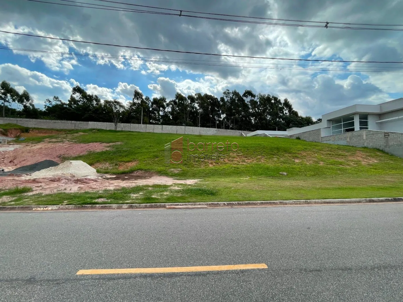 TERRENO À VENDA NO CONDOMÍNIO VILLA D`ORO EM VINHEDO/SP