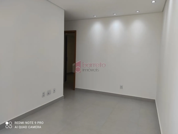 APARTAMENTO À VENDA NO CONDOMÍNIO ALTOS DA SAMUEL MARTINS – JARDIM DO LAGO – JUNDIAÍ/SP