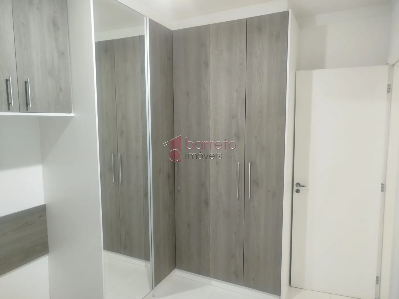 APARTAMENTO À VENDA NO CONDOMÍNIO AZALÉIA NO BAIRRO CIDADE JARDIM EM JUNDIAÍ/SP