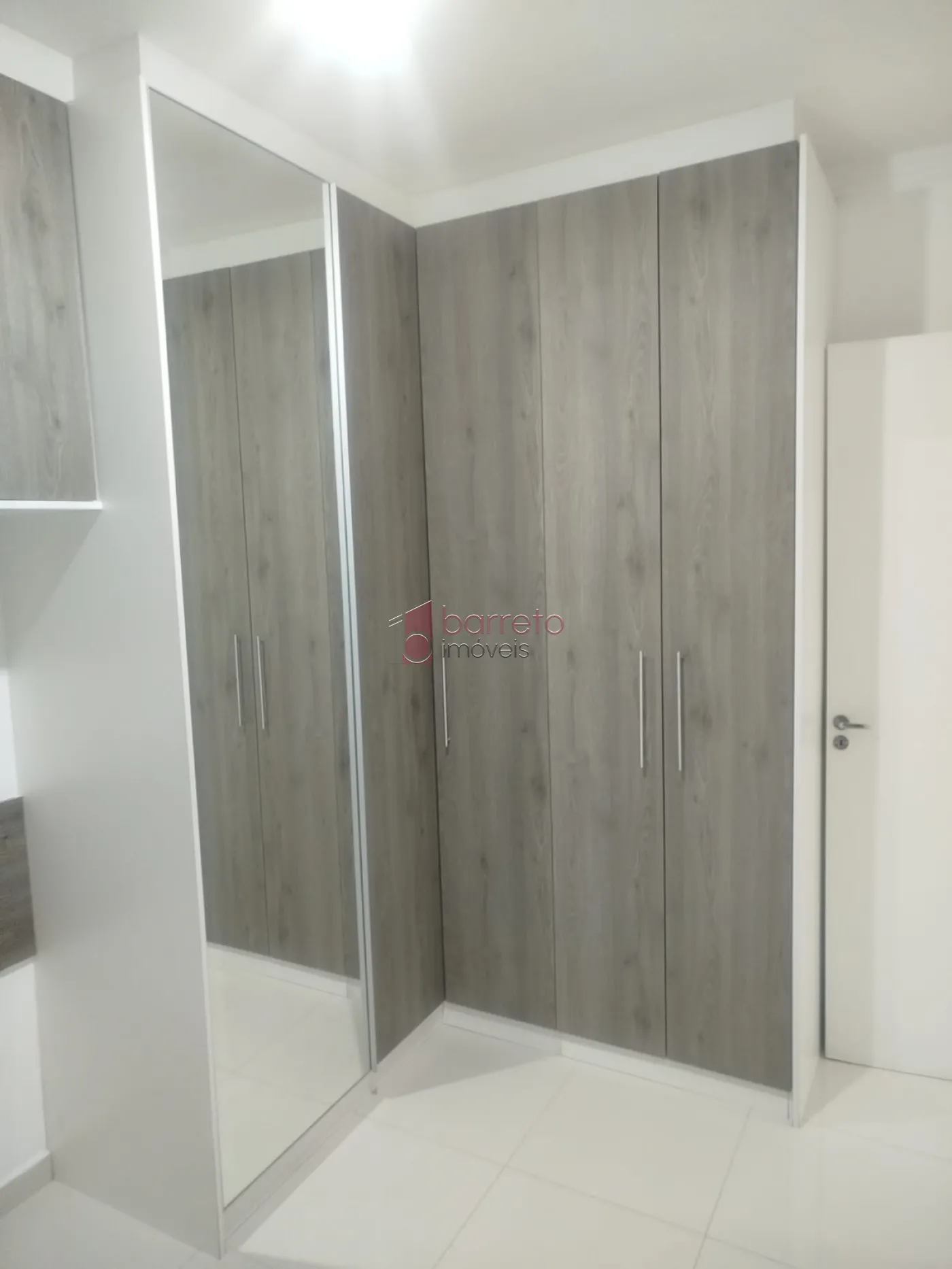 APARTAMENTO À VENDA NO CONDOMÍNIO AZALÉIA NO BAIRRO CIDADE JARDIM EM JUNDIAÍ/SP