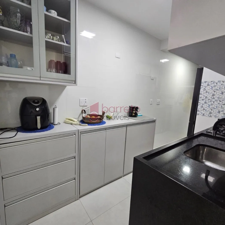 APARTAMENTO À VENDA NO CONDOMÍNIO RESIDENCIAL ANCHIETA FLORES EM JUNDIAÍ/SP