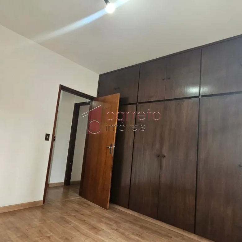 APARTAMENTO À VENDA NO EDIFÍCIO DE LUCA NO CENTRO DE JUNDIAÍ/SP