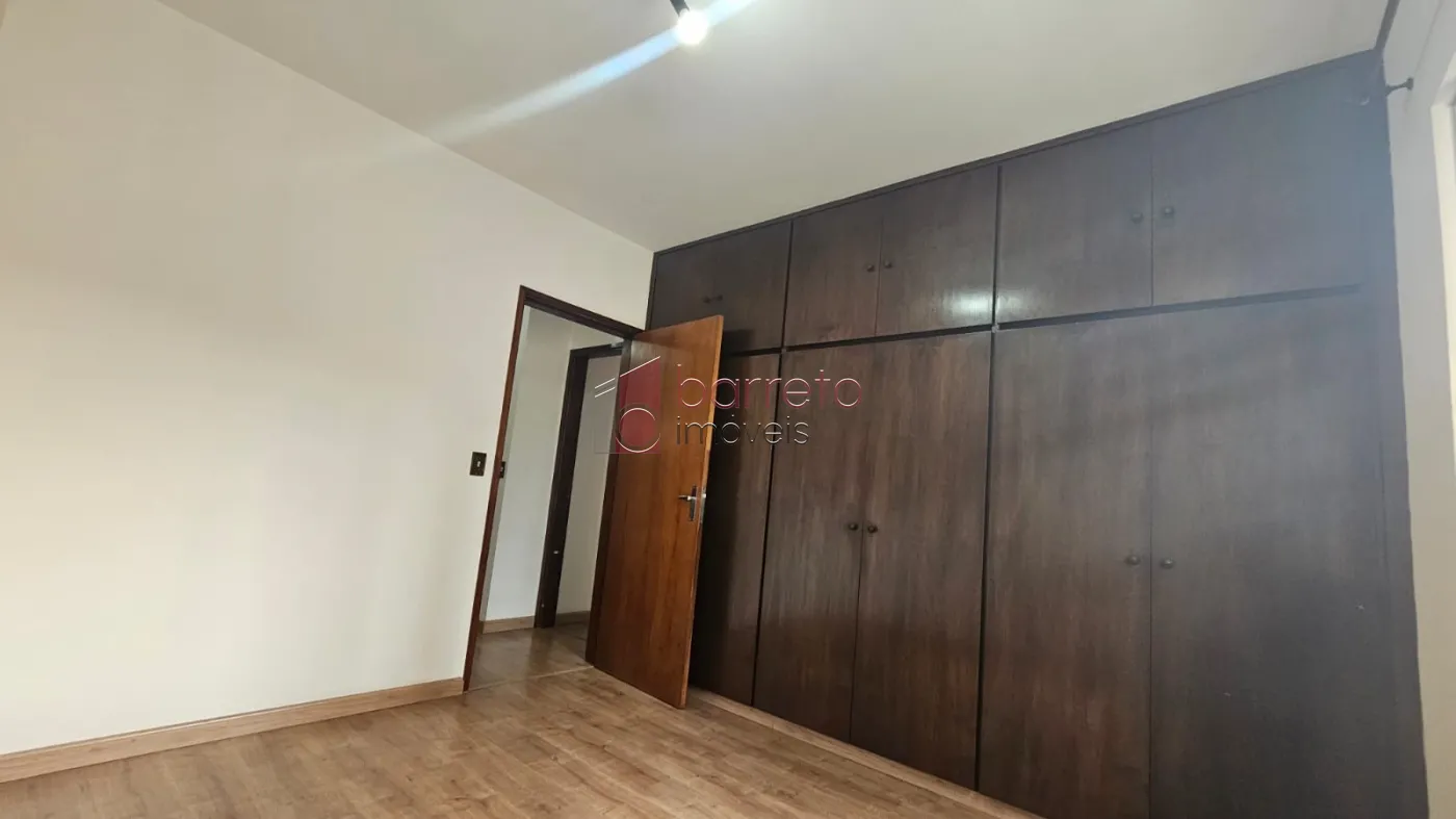 APARTAMENTO À VENDA NO EDIFÍCIO DE LUCA NO CENTRO DE JUNDIAÍ/SP