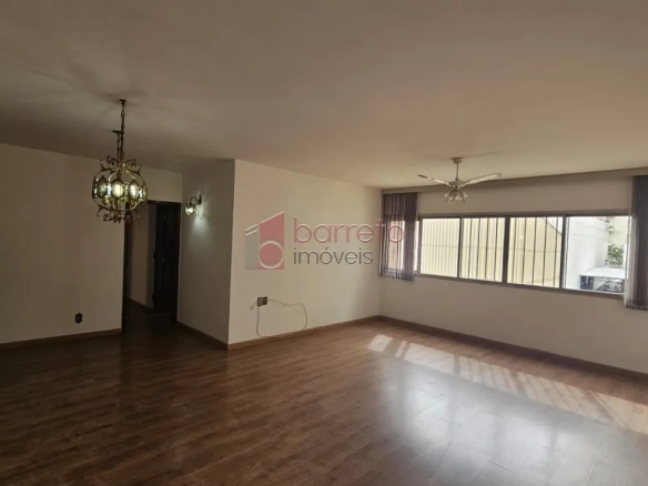 APARTAMENTO À VENDA NO EDIFÍCIO DE LUCA NO CENTRO DE JUNDIAÍ/SP