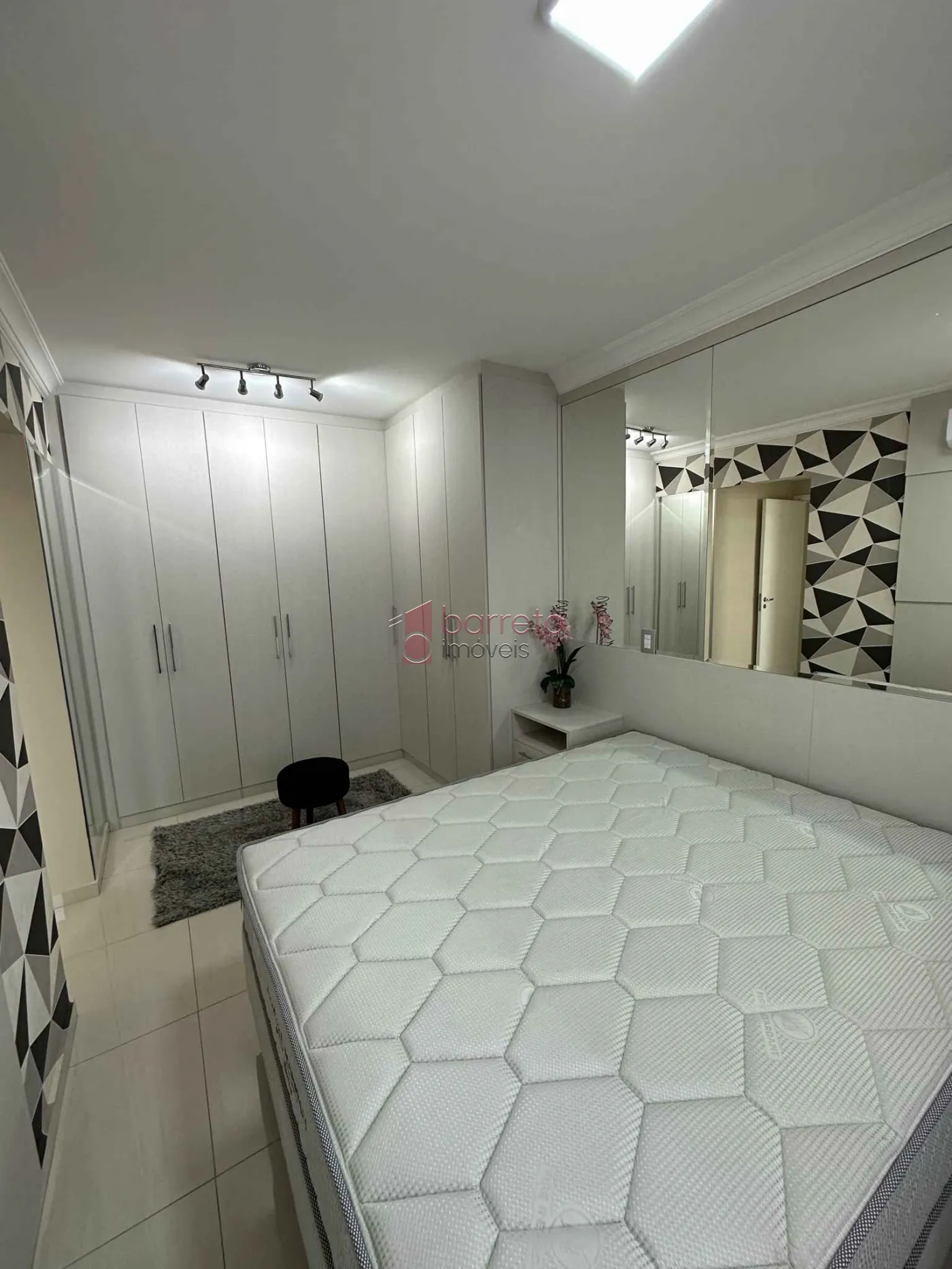 APARTAMENTO MOBILIADO PARA LOCAÇÃO NO CONDOMÍNIO PREMIATTO – JUNDIAÍ/SP