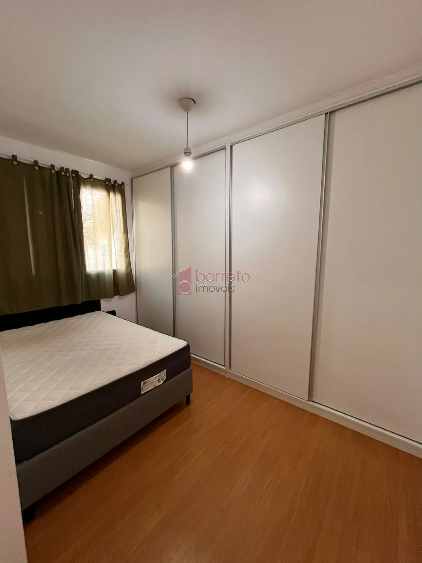 APARTAMENTO SEMI MOBILIADO PARA LOCAÇÃO OU VENDA NO CONDOMÍNIO RESERVA DO JAPI – CRISANTEMOS – JUNDIAÍ/SP