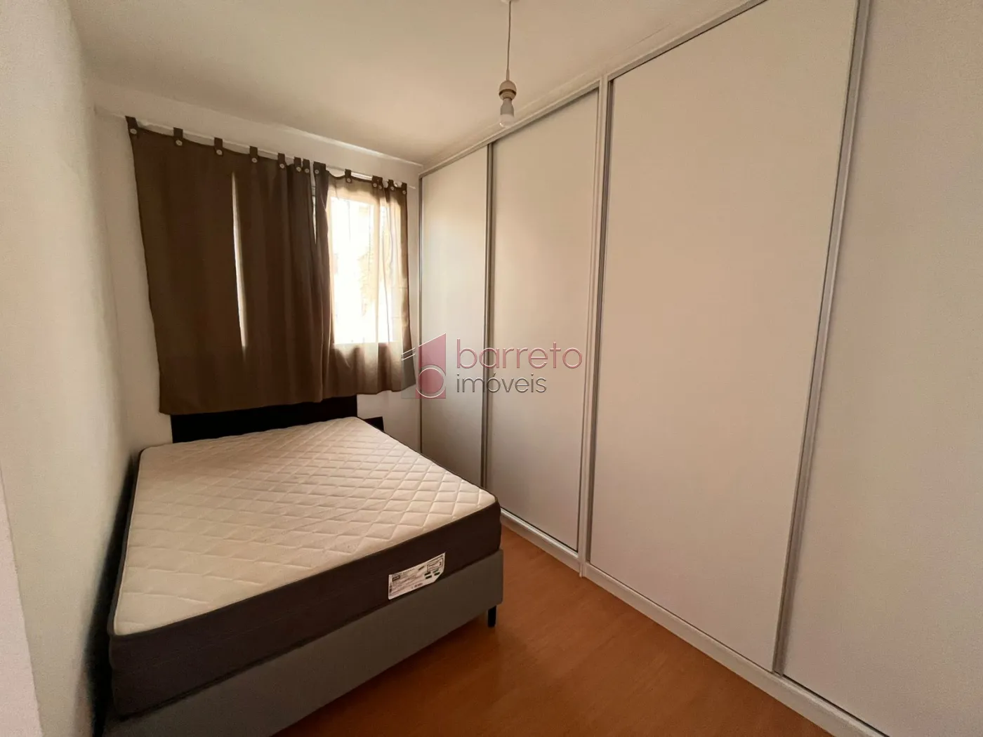APARTAMENTO SEMI MOBILIADO PARA LOCAÇÃO OU VENDA NO CONDOMÍNIO RESERVA DO JAPI – CRISANTEMOS – JUNDIAÍ/SP