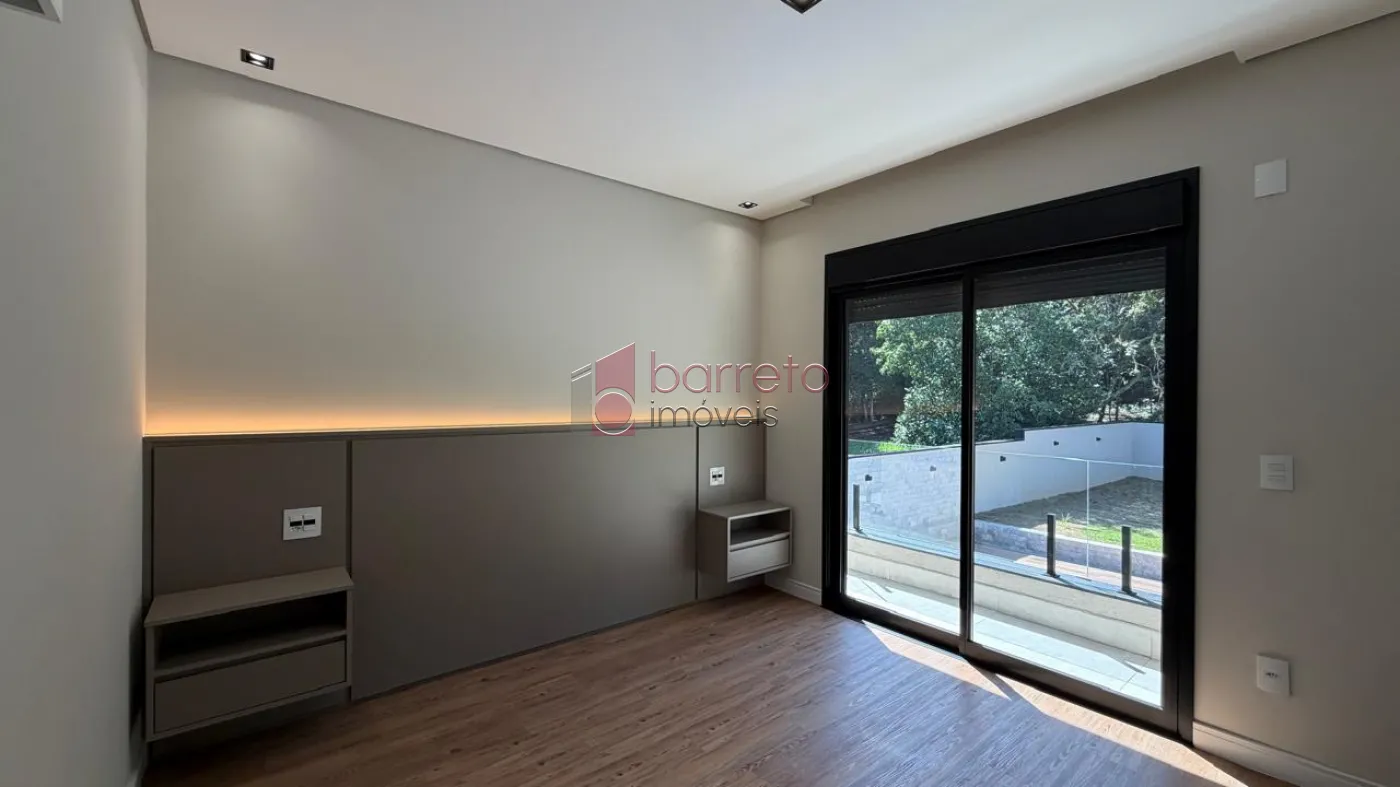 CASA À VENDA NO CONDOMÍNIO RESERVA JATOBÁS EM LOUVEIRA/SP