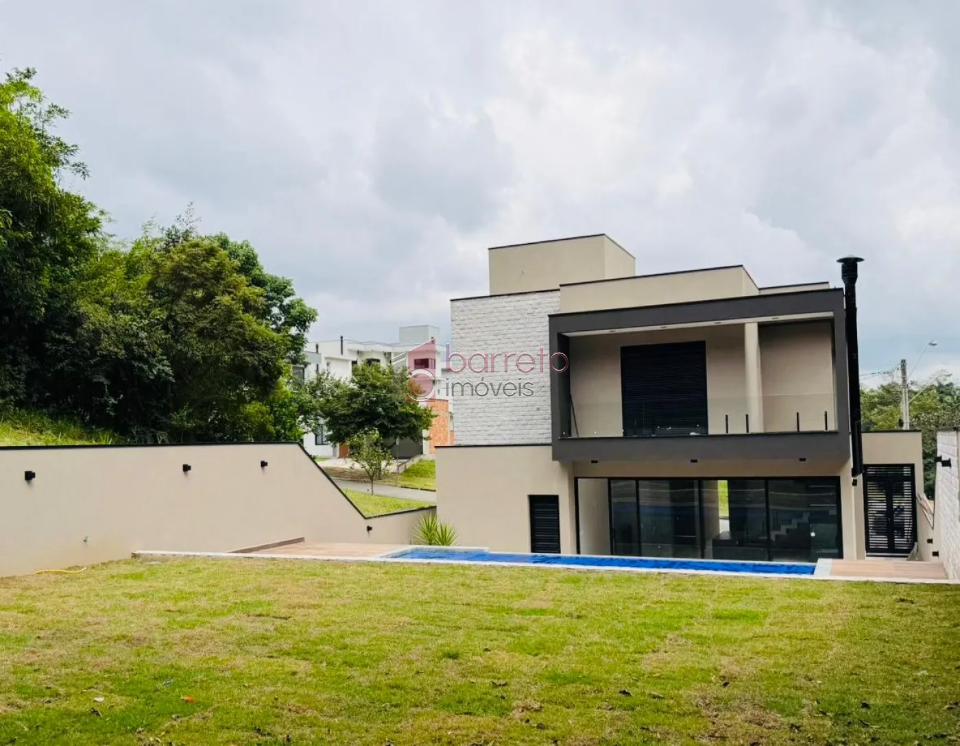 CASA À VENDA NO CONDOMÍNIO RESERVA JATOBÁS EM LOUVEIRA/SP