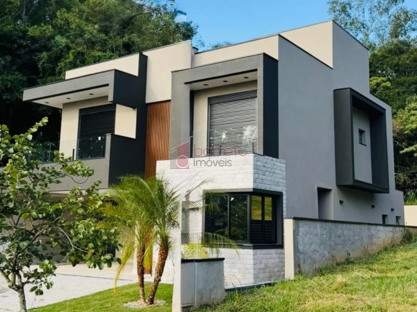 CASA À VENDA NO CONDOMÍNIO RESERVA JATOBÁS EM LOUVEIRA/SP