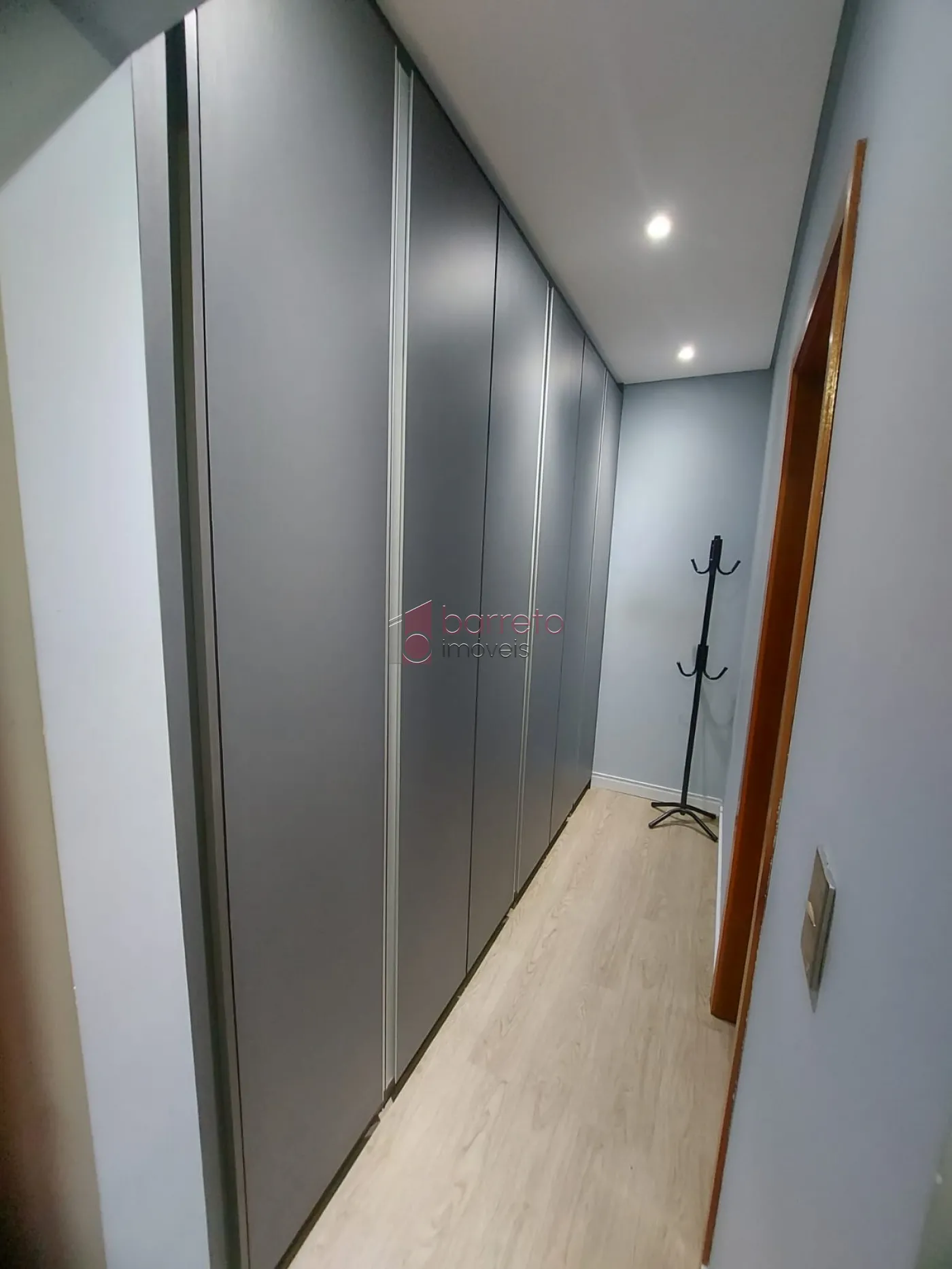CASA COM 4 SUÍTES À VENDA NO CONDOMÍNIO RESERVA ERMIDA II – JUNDIAÍ/SP