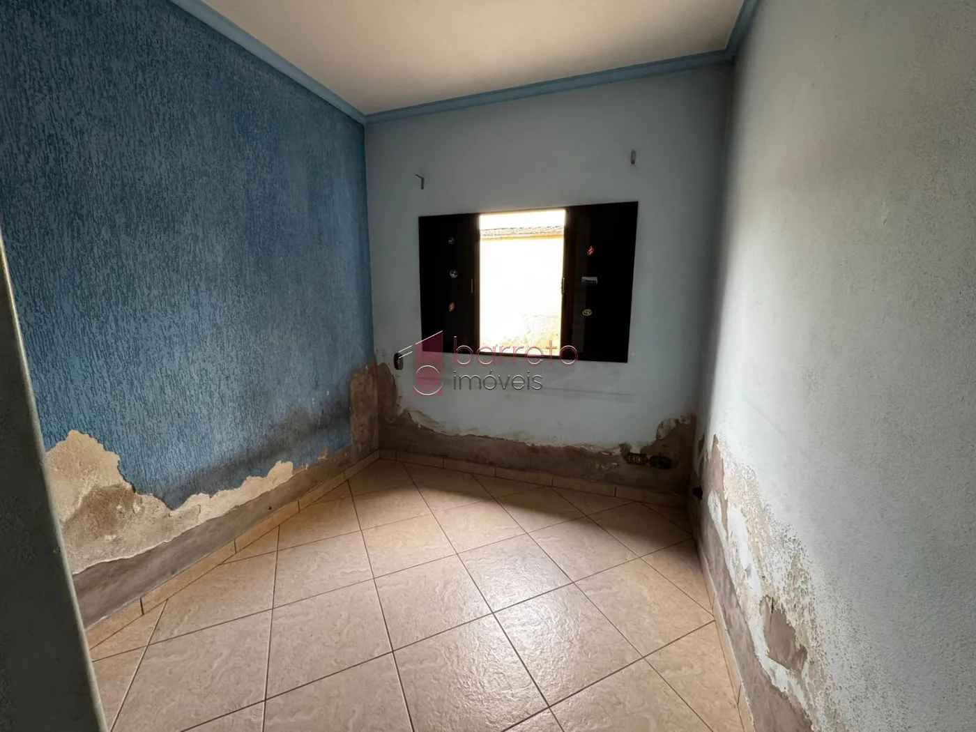 CASA COM EDÍCULA PARA LOCAÇÃO E VENDA NA VILA RAMI – JUNDIAÍ/SP