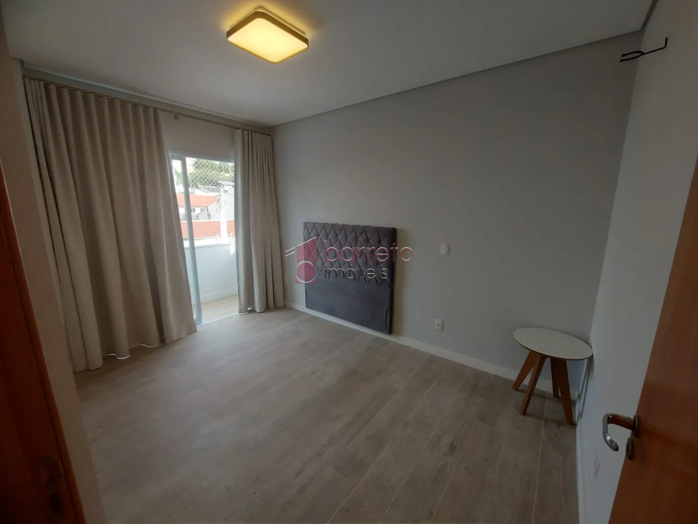 CASA COM PISCINA À VENDA NO RESIDENCIAL NOVE DE JULHO EM JUNDIAÍ/SP