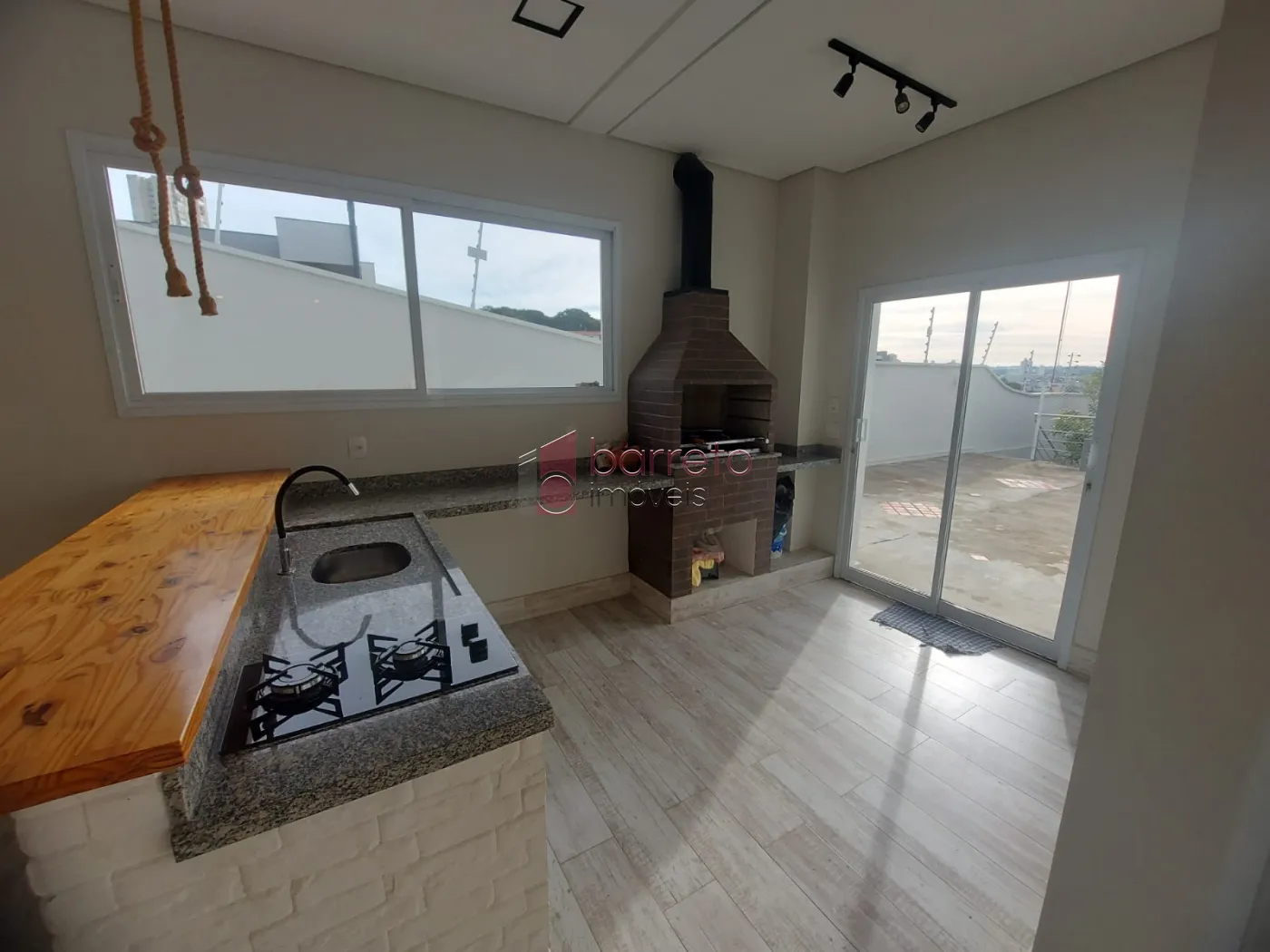 CASA COM PISCINA À VENDA NO RESIDENCIAL NOVE DE JULHO EM JUNDIAÍ/SP
