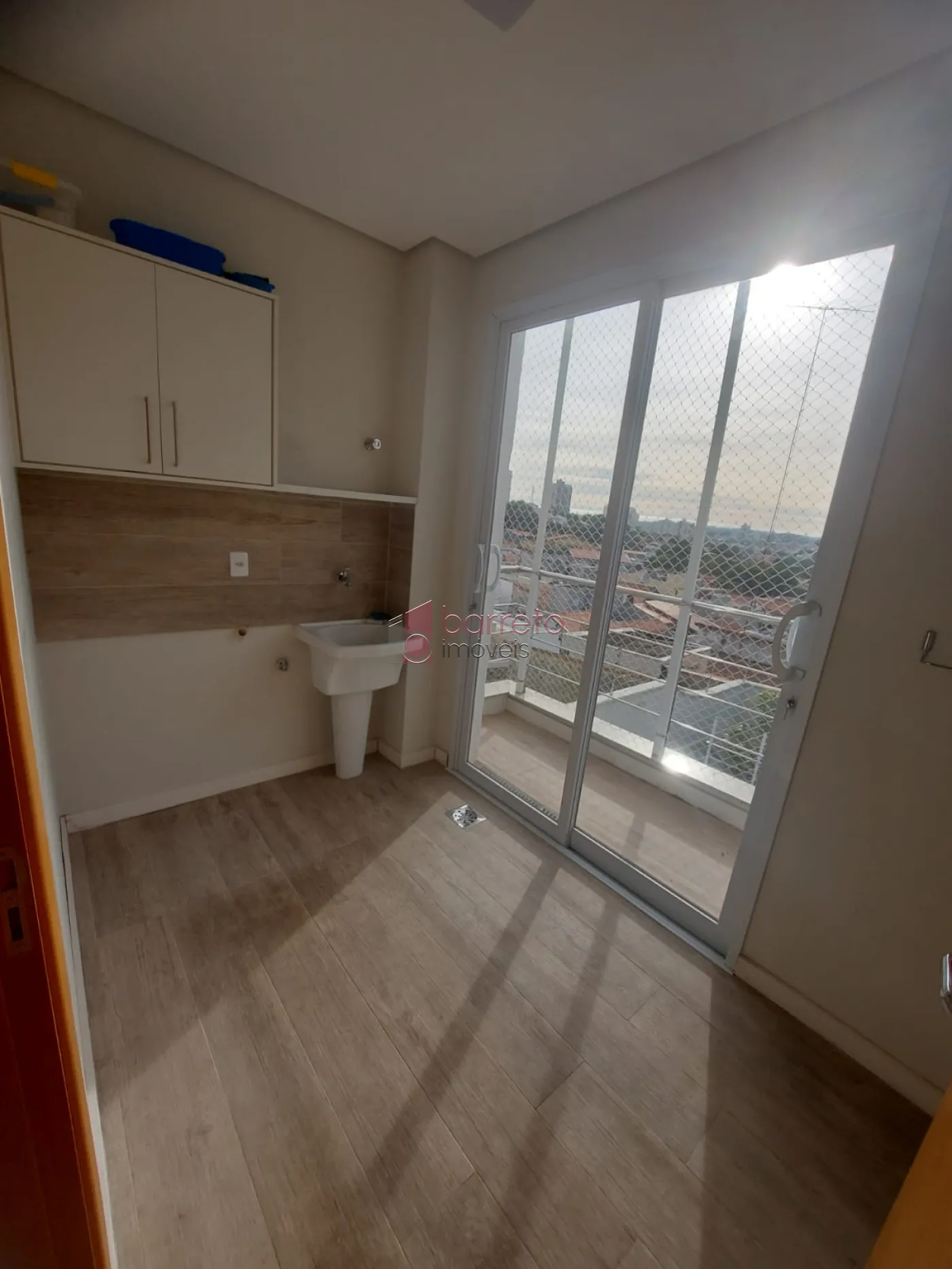 CASA COM PISCINA À VENDA NO RESIDENCIAL NOVE DE JULHO EM JUNDIAÍ/SP