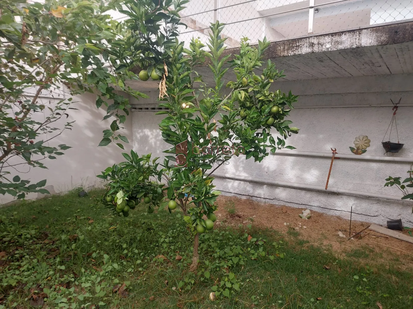 CASA COM PISCINA À VENDA NO RESIDENCIAL NOVE DE JULHO EM JUNDIAÍ/SP