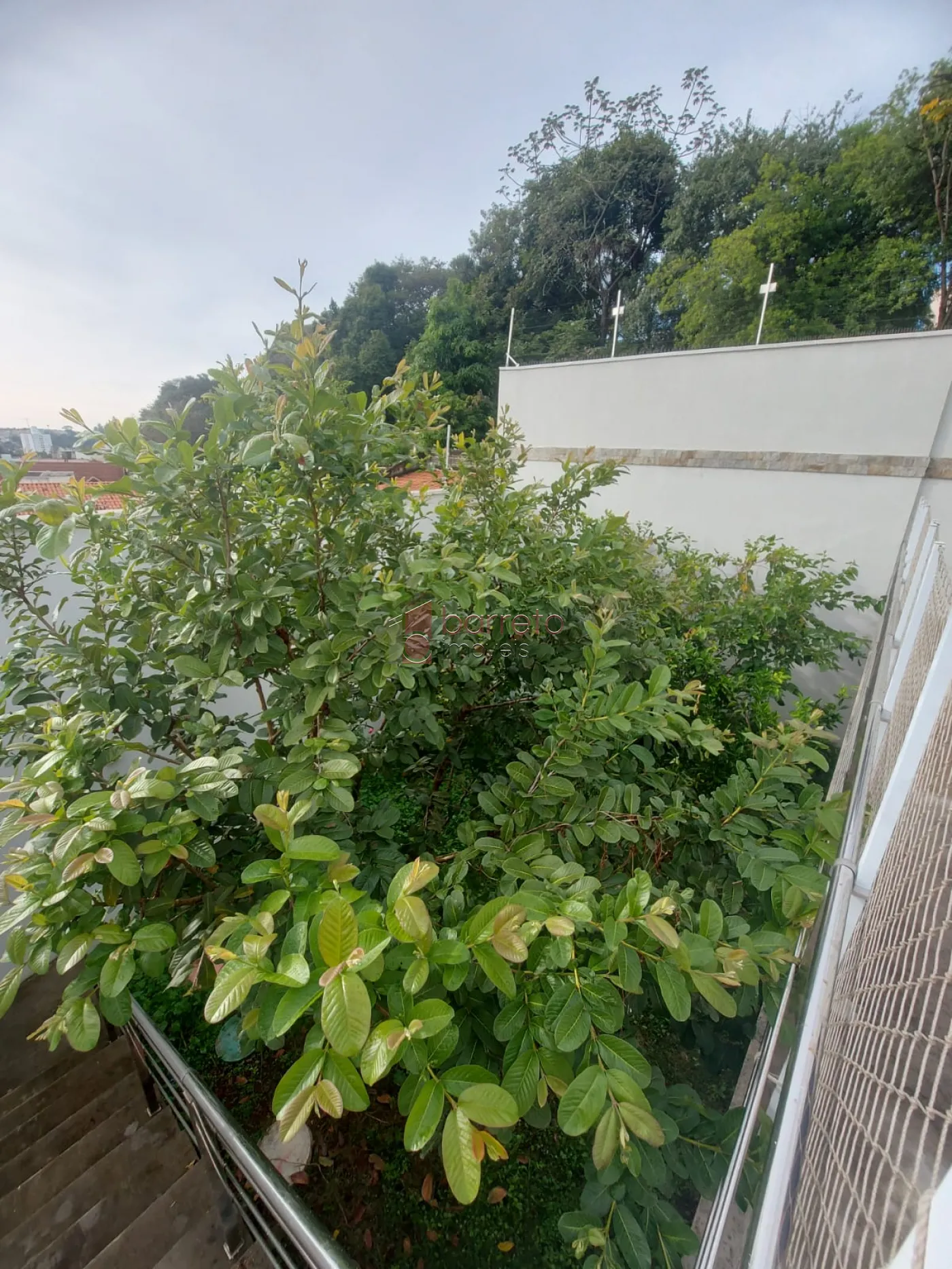 CASA COM PISCINA À VENDA NO RESIDENCIAL NOVE DE JULHO EM JUNDIAÍ/SP