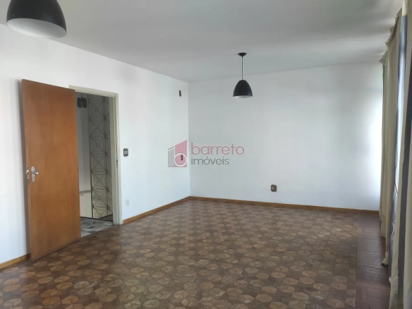 CASA NO PISO SUPERIOR PARA LOCAÇÃO NO BAIRRO VILA HORTOLÂNDIA – JUNDIAÍ/SP
