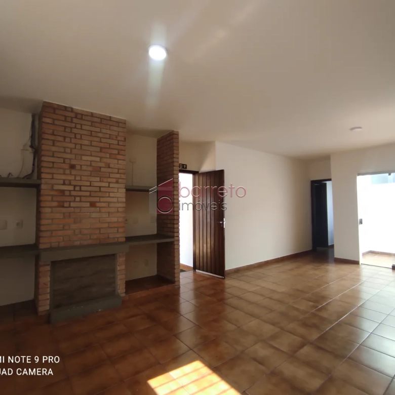 CASA PARA LOCAÇÃO RESIDENCIAL E COMERCIAL NO BAIRRO VILA MARIA LUIZA – JUNDIAÍ/SP