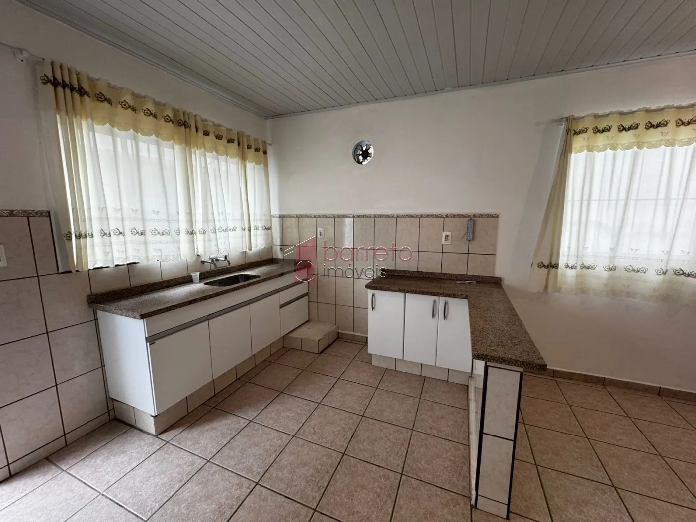 CASA TÉRREA PARA LOCAÇÃO NO BAIRRO ANHANGABAÚ – JUNDIAÍ/SP