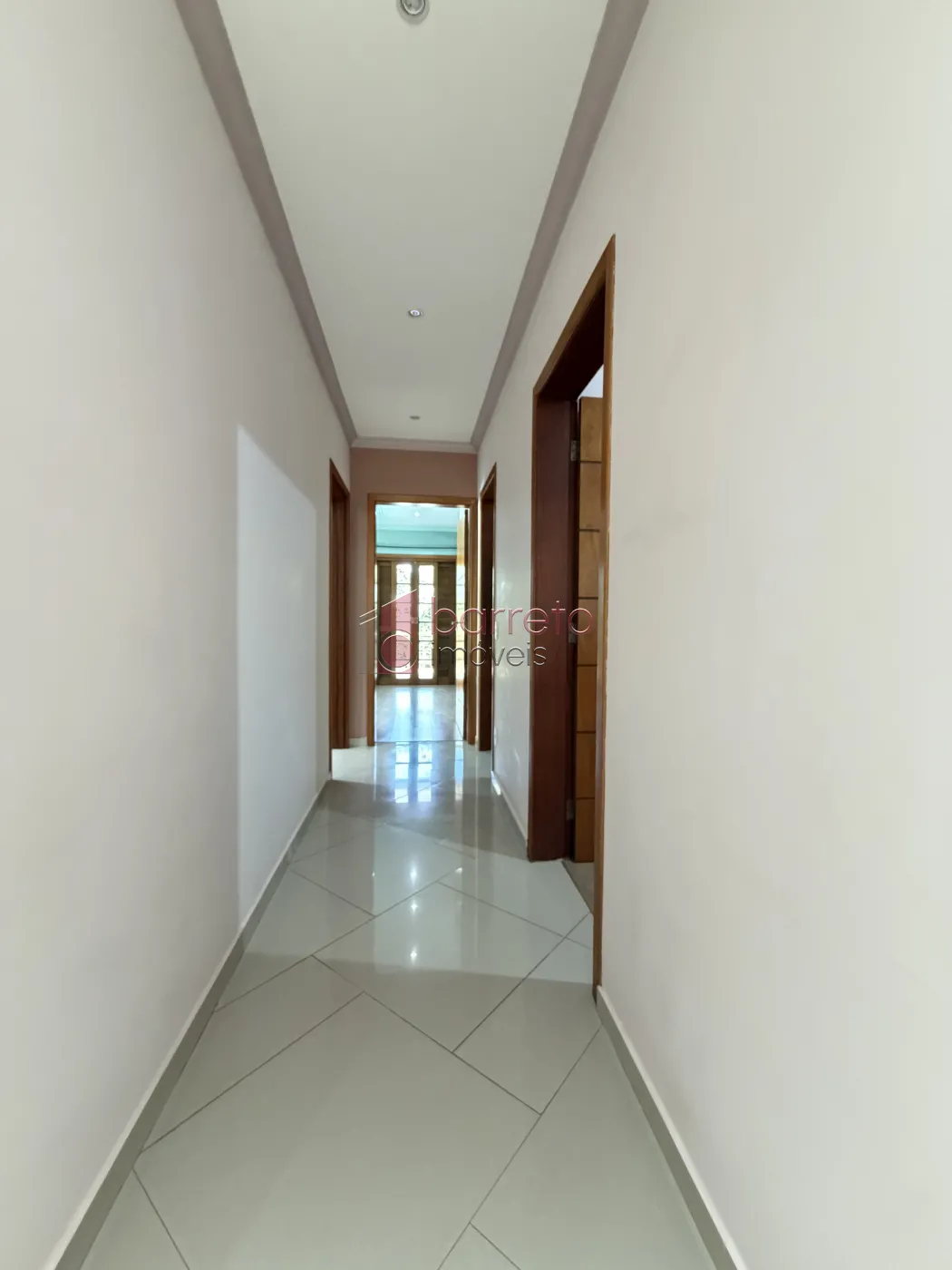 CHÁCARA TÉRREA À VENDA – 03 QUARTOS – NOVA XAMPIRRA – JUNDIAÍ/SP