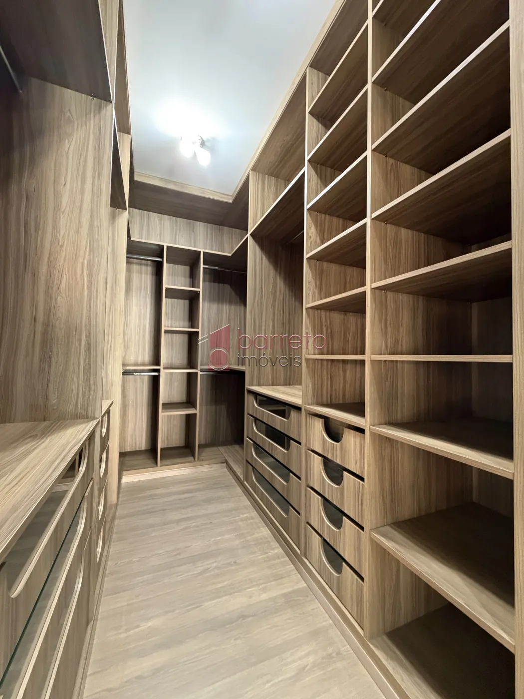 CHÁCARA TÉRREA À VENDA – 03 QUARTOS – NOVA XAMPIRRA – JUNDIAÍ/SP