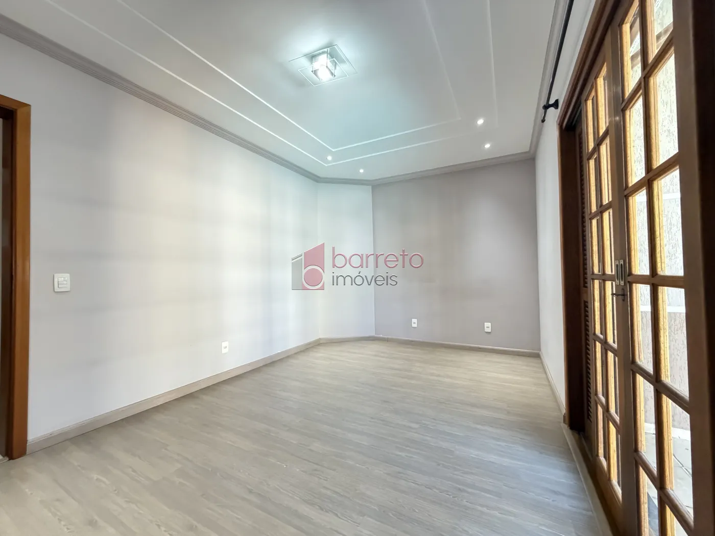CHÁCARA TÉRREA À VENDA – 03 QUARTOS – NOVA XAMPIRRA – JUNDIAÍ/SP