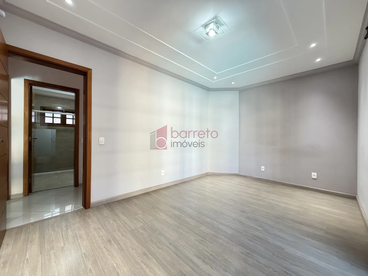 CHÁCARA TÉRREA À VENDA – 03 QUARTOS – NOVA XAMPIRRA – JUNDIAÍ/SP