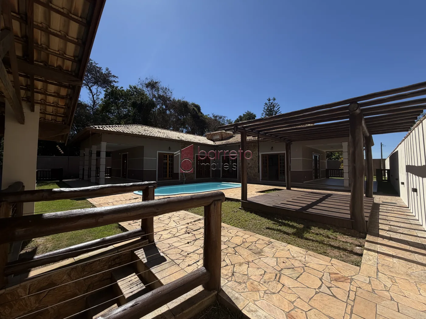 CHÁCARA TÉRREA À VENDA – 03 QUARTOS – NOVA XAMPIRRA – JUNDIAÍ/SP