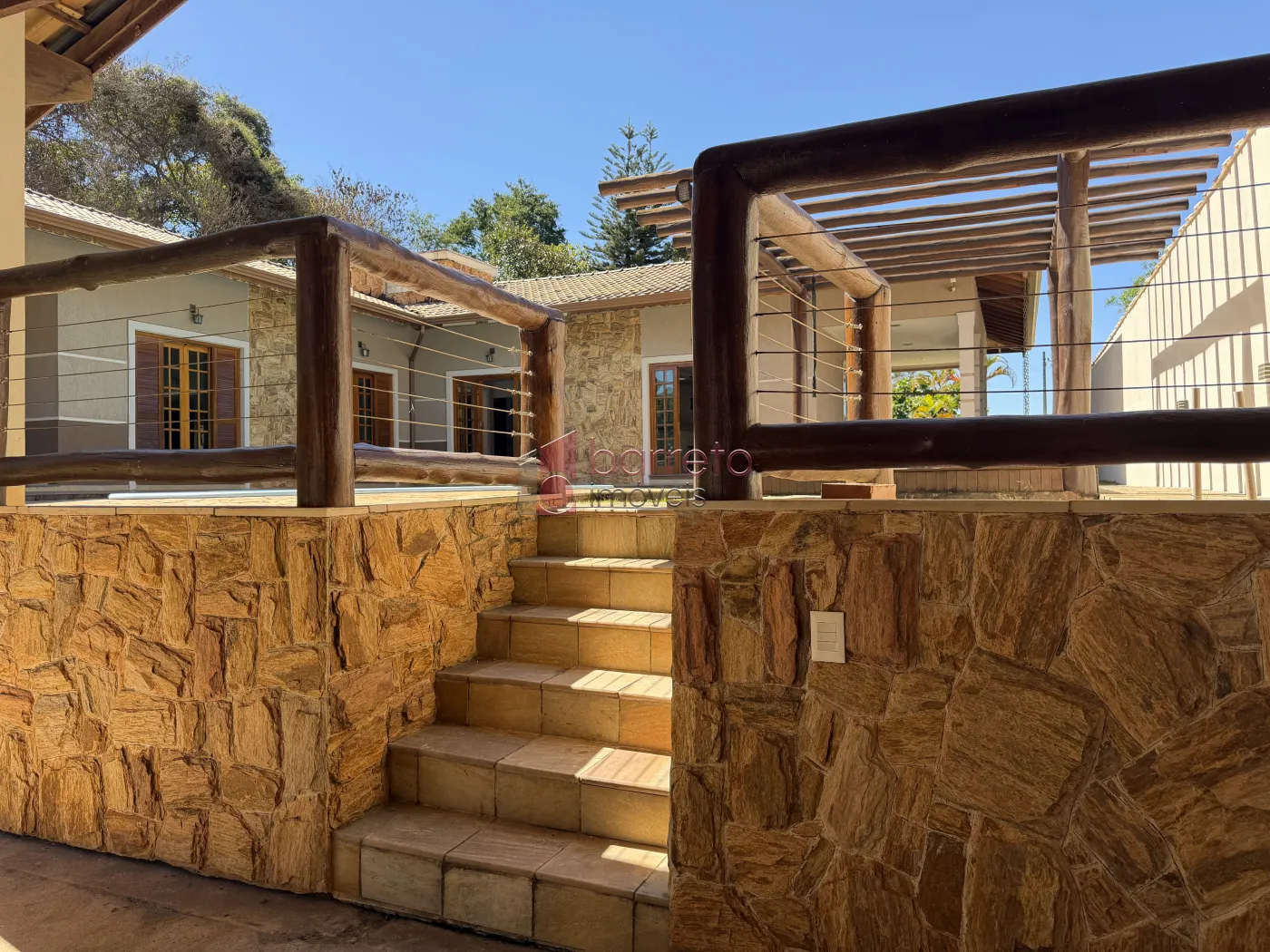 CHÁCARA TÉRREA À VENDA – 03 QUARTOS – NOVA XAMPIRRA – JUNDIAÍ/SP