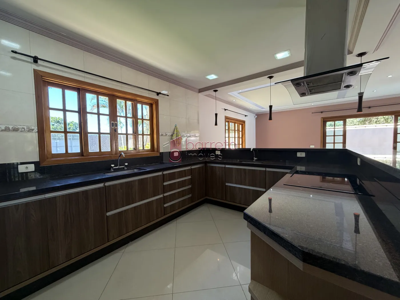 CHÁCARA TÉRREA À VENDA – 03 QUARTOS – NOVA XAMPIRRA – JUNDIAÍ/SP
